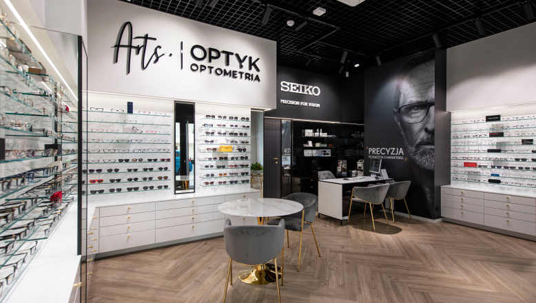 Zdjęcie wnętrza salonu.